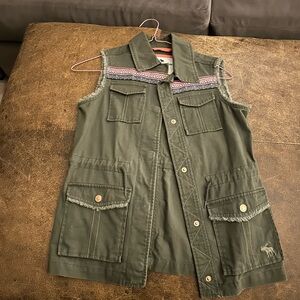 Abercrombie girls vest